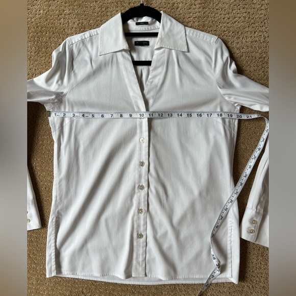 Talbots white cotton stretch button front v-neck shirt - Picture 3 of 7